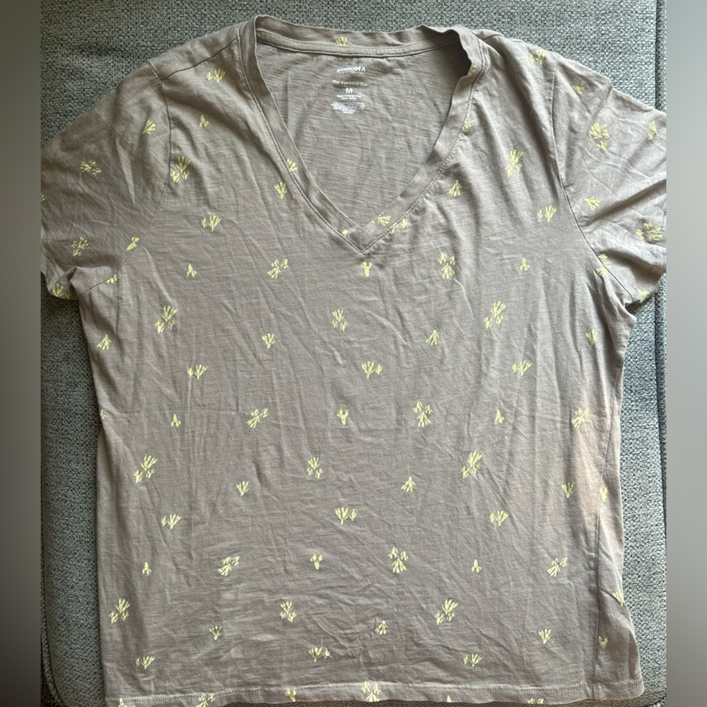 Woman’s Sonoma V-Neck Tee